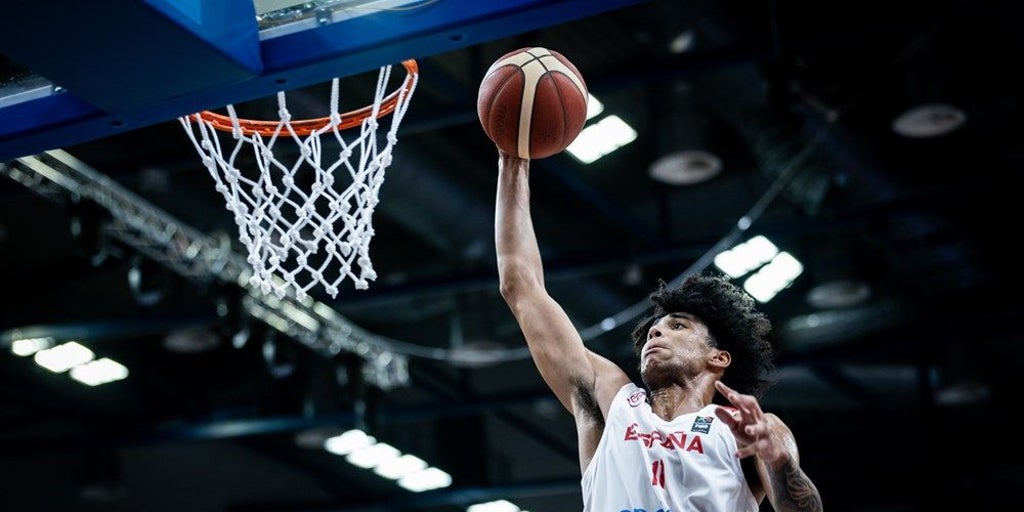 Desvelan un positivo por cannabis de Izan Almansa, la perla del baloncesto español