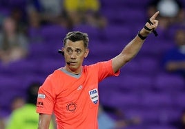 Turpin, durante el choque entre Ulsan y Mamelodi Sundowns