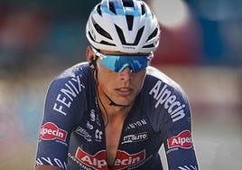 El dudoso honor de Oscar Riesebeek, primer ciclista sancionado por tarjetas amarillas