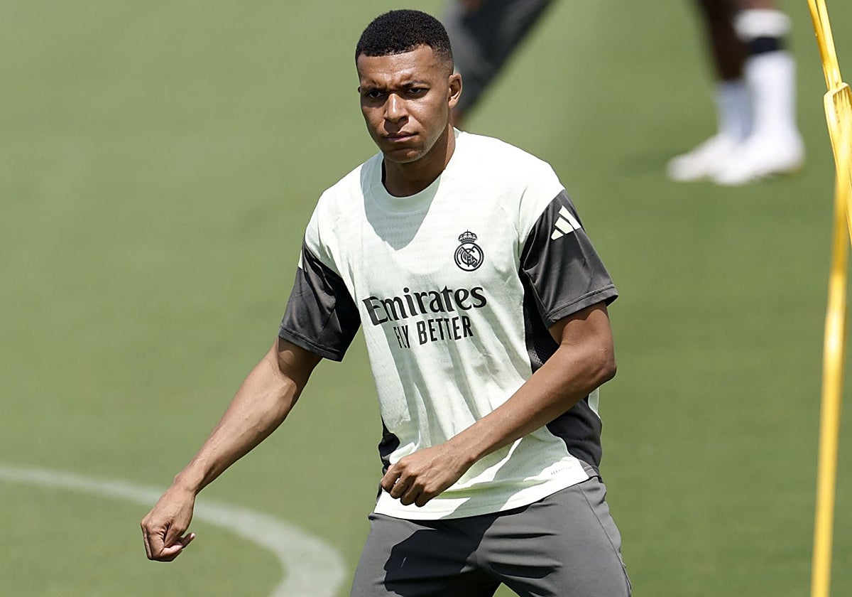 Mbappé, en un entrenamiento reciente con el Real Madrid
