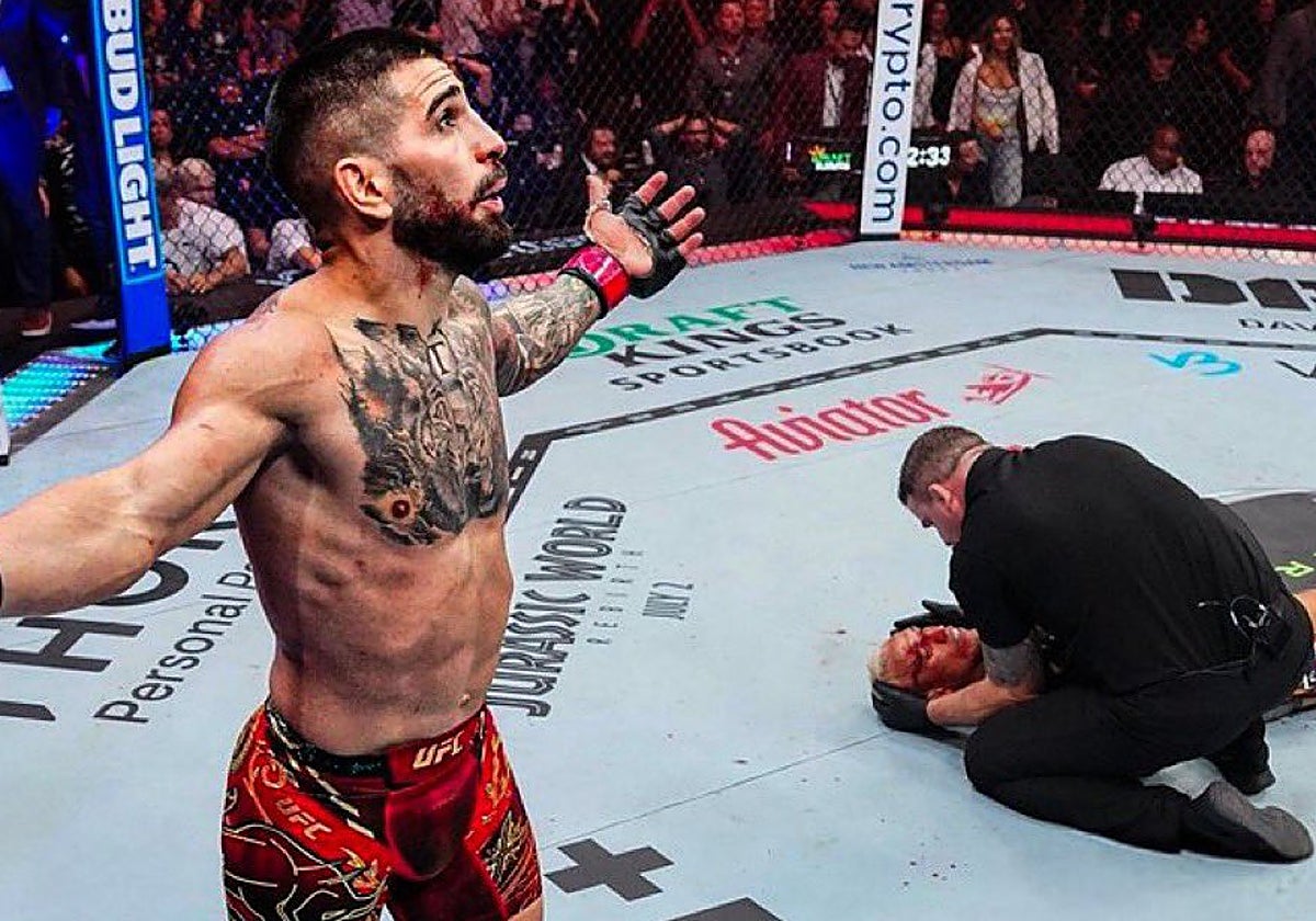 Ilia Topuria, tras noquear a Charles Oliveira