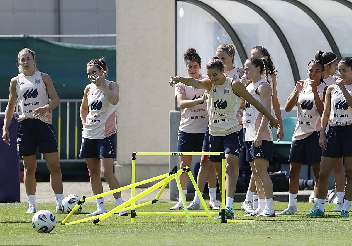 La selección española durante el entrenamiento de este martes