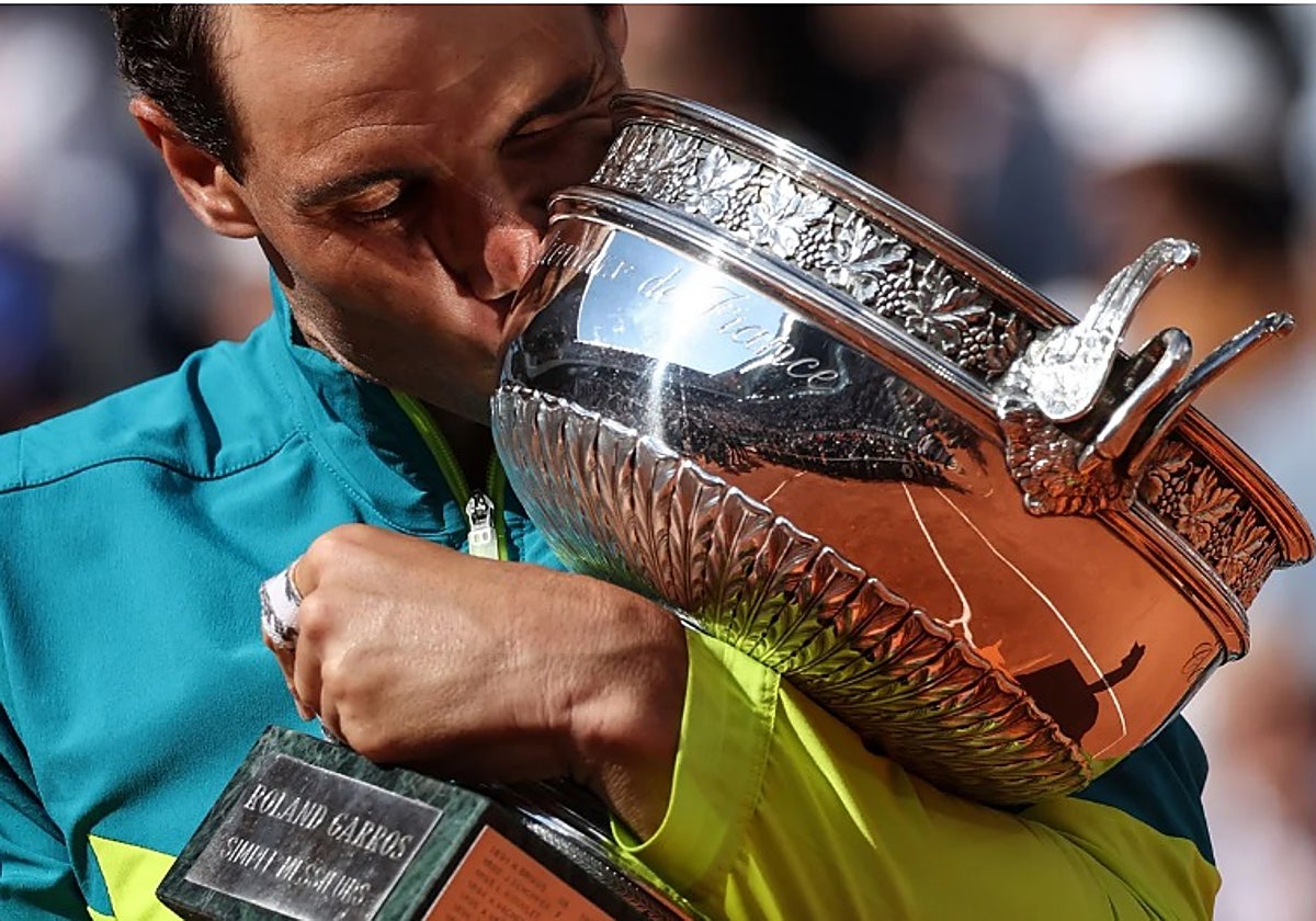 El balear, emocionado, abraza su decimocuarta Copa de los Mosqueteros