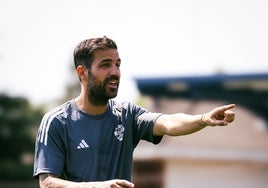Cesc, tras la llegada de Jesús Rodríguez al Como: «Es lo que necesitamos: audaz, directo y lleno de energía»