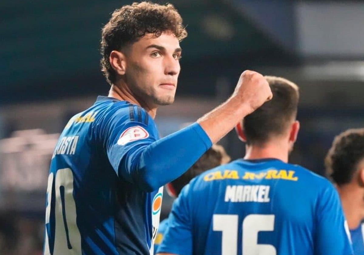 Álex Costa, en un encuentro con la SD Ponferradina