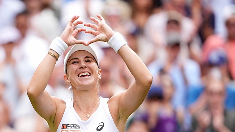 Belinda Bencic celebra su pase a la semifinal