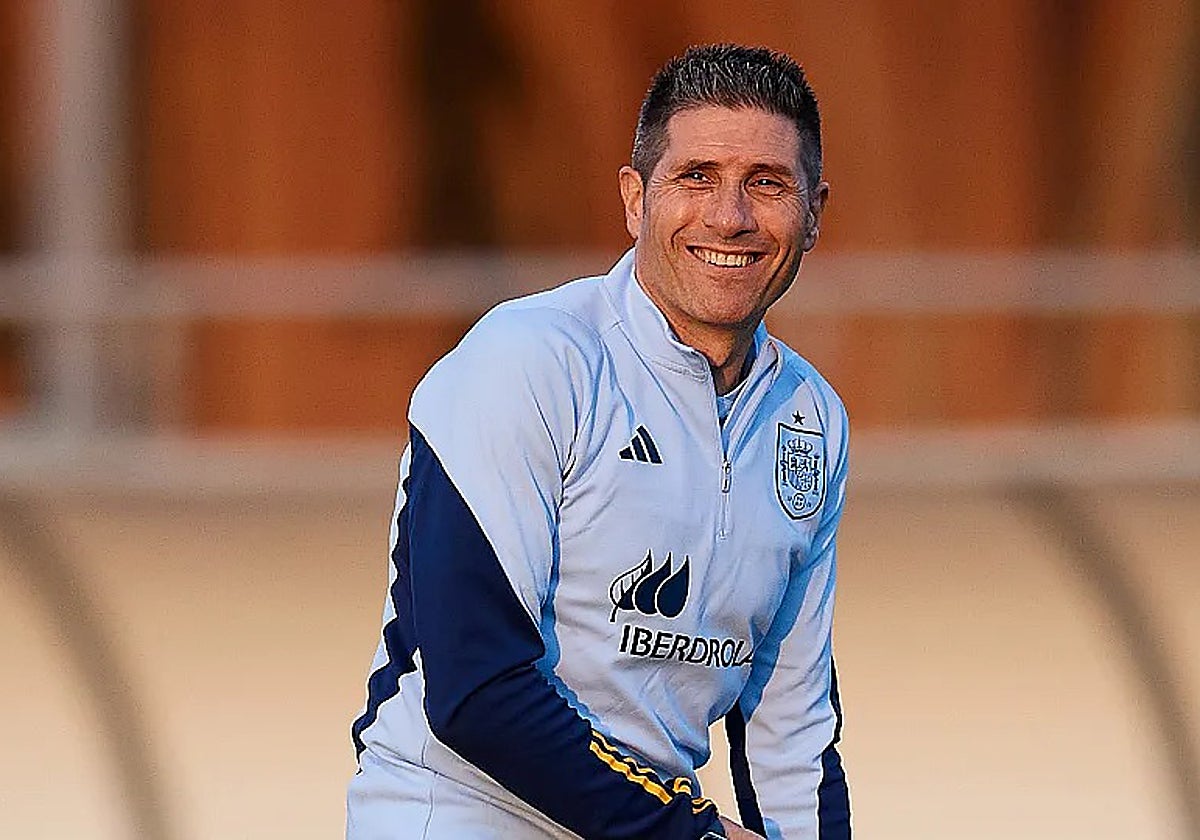 Nacho Fernández durante un entrenamiento de la selección