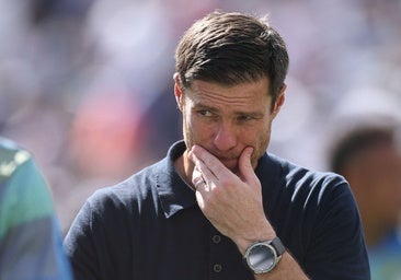 Xabi habla de final de temporada y no de inicio, y Luis Enrique niega haber puesto el freno