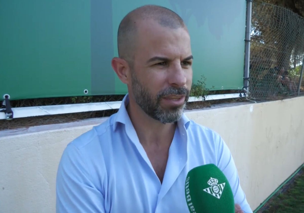 Manu Fajardo, director deportivo del Betis, en la concentración del equipo en Portugal
