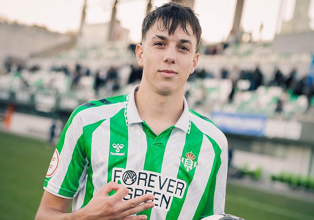 Paco Esteban apunta al Lecce tras decir adiós al Betis