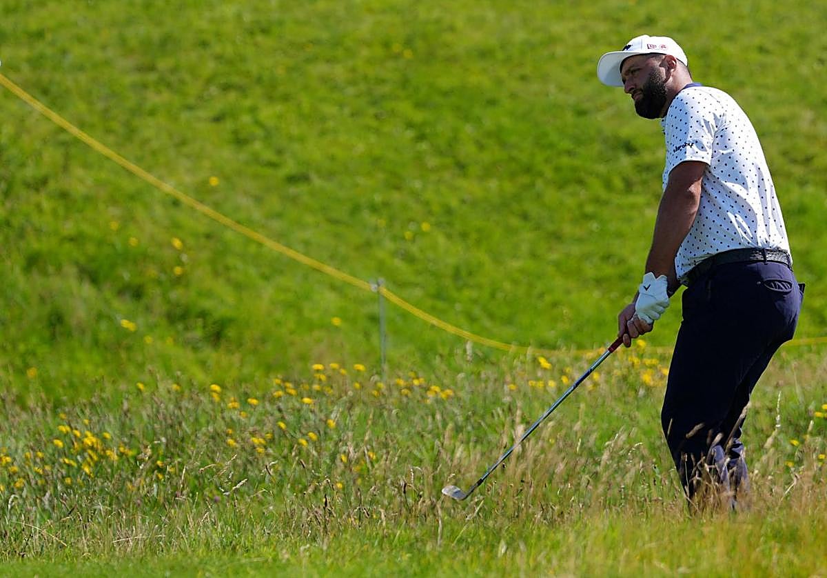 Jon Rahm, durante una vuelta de prácticas