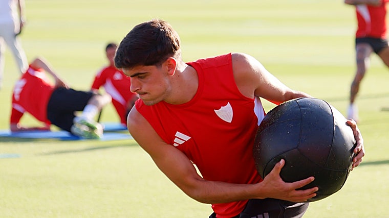Juanlu, en un entrenamiento de la pasada semana