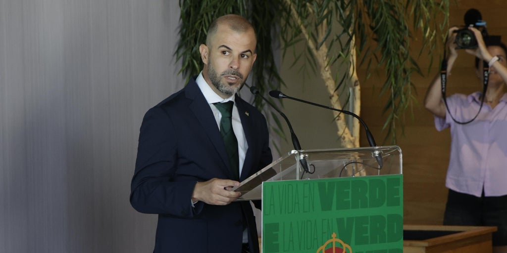 Fajardo analiza la complejidad de fichar a Antony: «Tenemos alternativas; nos ceñimos a un presupuesto»