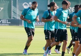 Las salidas, la otra tarea pendiente para el Betis