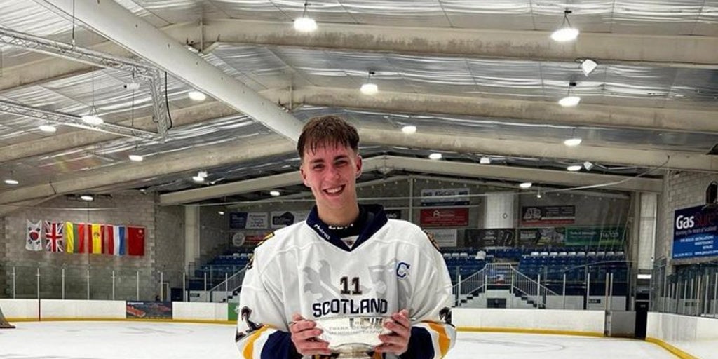 Muere una joven promesa del hockey sobre hielo al caer desde un balcón en Ibiza