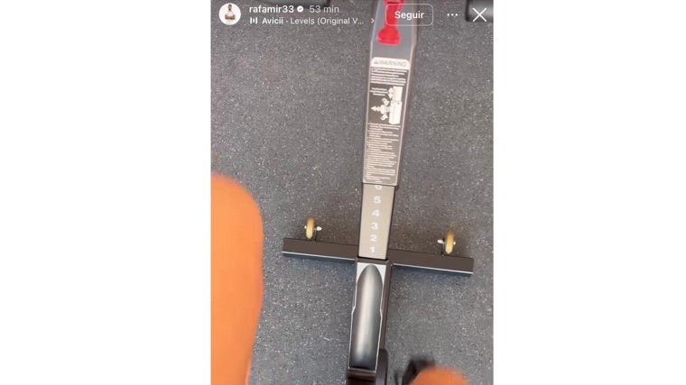 Rafa Mir 'postea' su entrenamiento en la Ciudad Deportiva