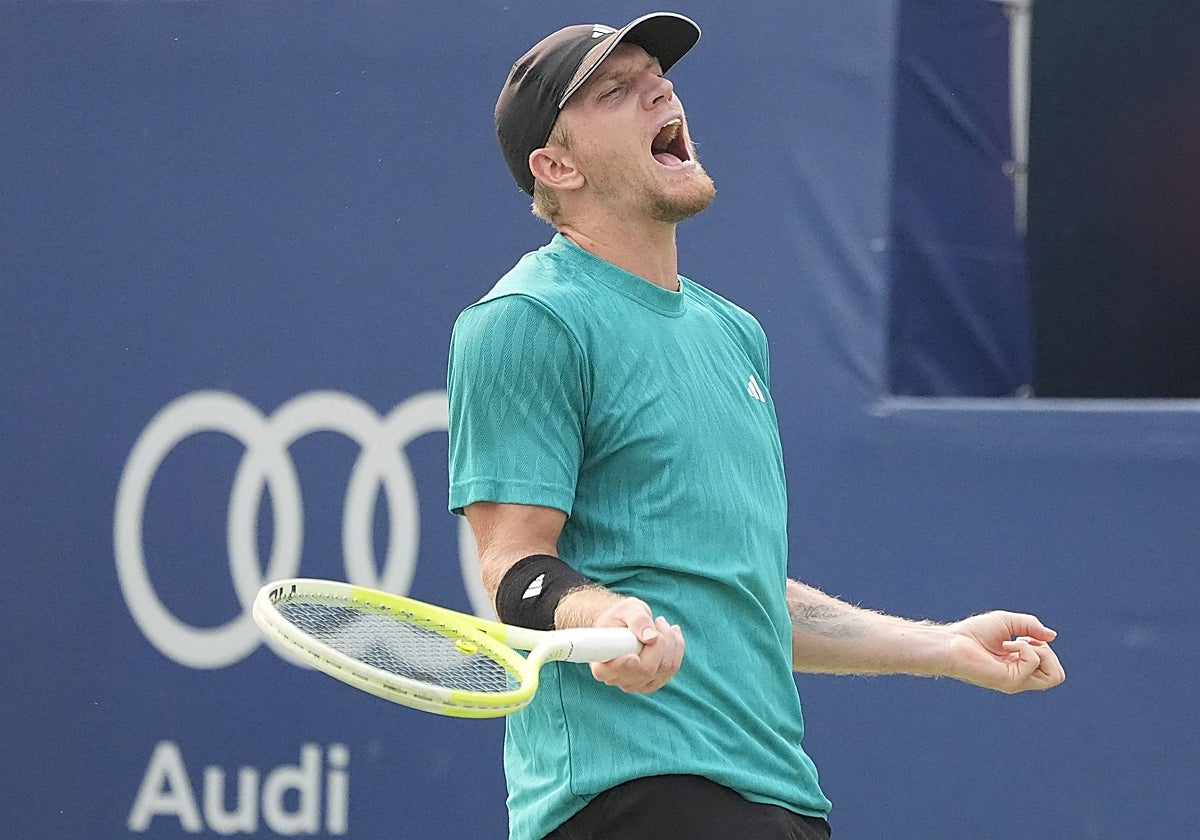 Alejandro Davidovich se lamenta tras un punto contra Rublev