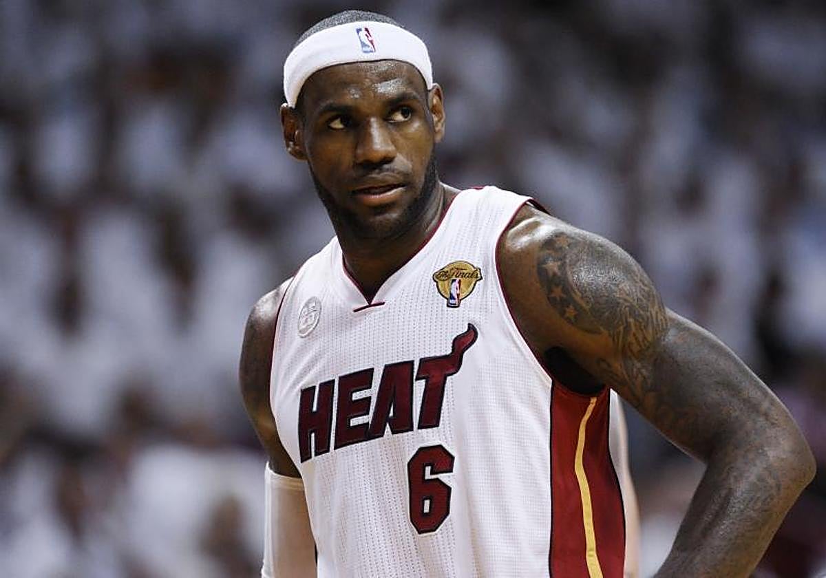 LeBron James durante el séptimo partido de las finales de la NBA contra los San Antonio Spurs en 2013, imagen de archivo.
