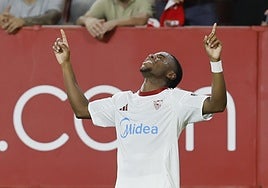 Idumbo, nueva víctima de la pretemporada del Sevilla FC