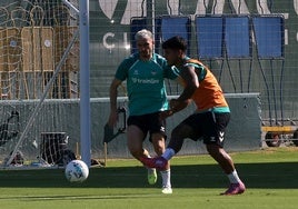 Perraud, antes de volar a Lille: «Muy contento de haber estado en una temporada histórica para el Betis»