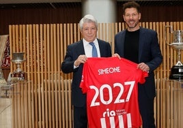Enrique Cerezo y Diego Pablo Simeone, presidente y entrenador del Atlético de Madrid