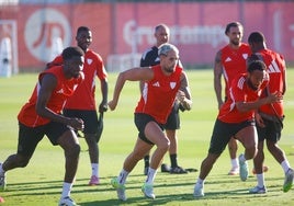 Sevilla FC: Januzaj se gana una nueva oportunidad con Almeyda