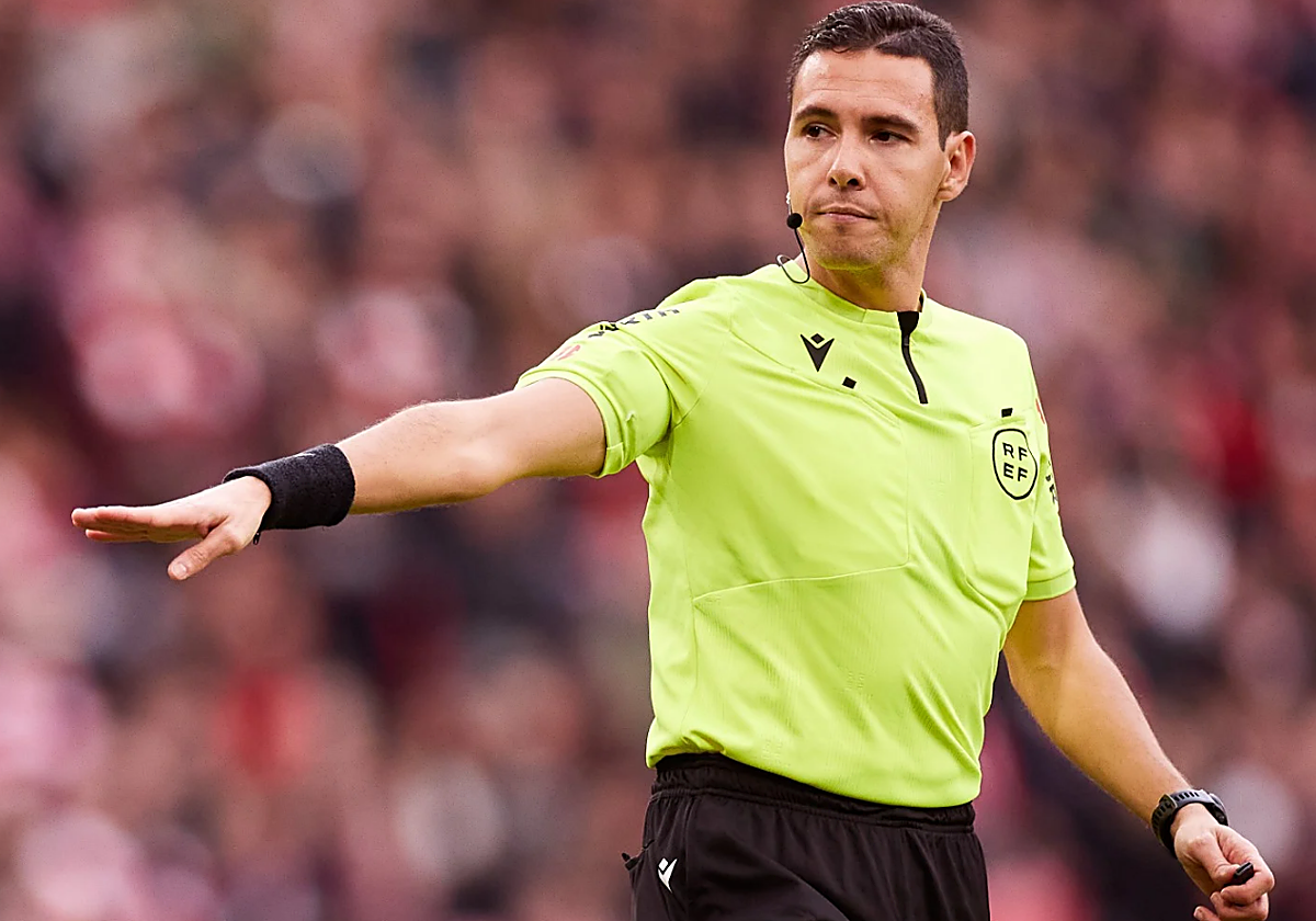 Francisco José Hernández arbitrará el Athletic - Sevilla