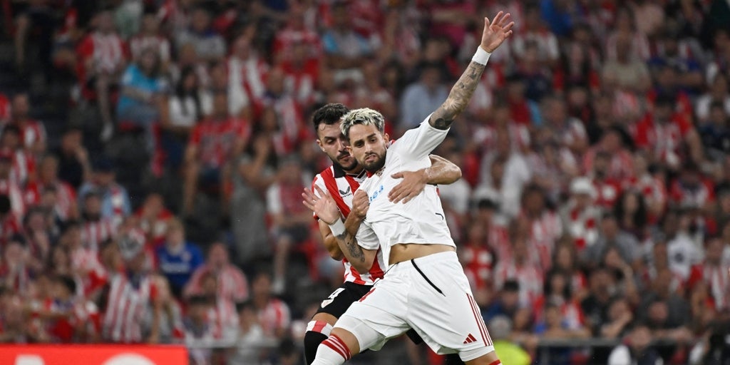 Januzaj volvió a jugar con el Sevilla un año y medio después