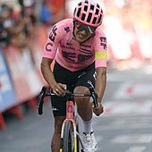 La Vuelta pierde a uno de los favoritos: Carapaz se reserva para el Mundial