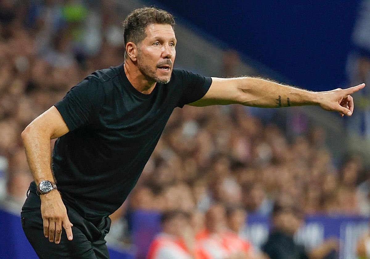Simeone, en el debut de Liga del Atlético de Madrid contra el Espanyol