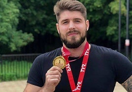 ¿Ahogado... o fugado?: la extraña desaparición de un nadador ruso