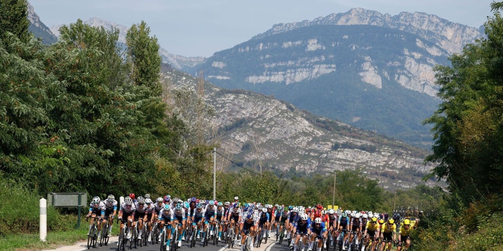 El pelotón llega a casa: más de 120 ciclistas viven en Andorra