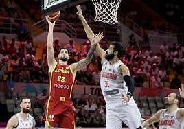 Derrota, frustración y más dudas en el debut de España