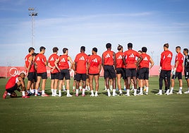 Último entrenamiento antes del duelo ante el Girona