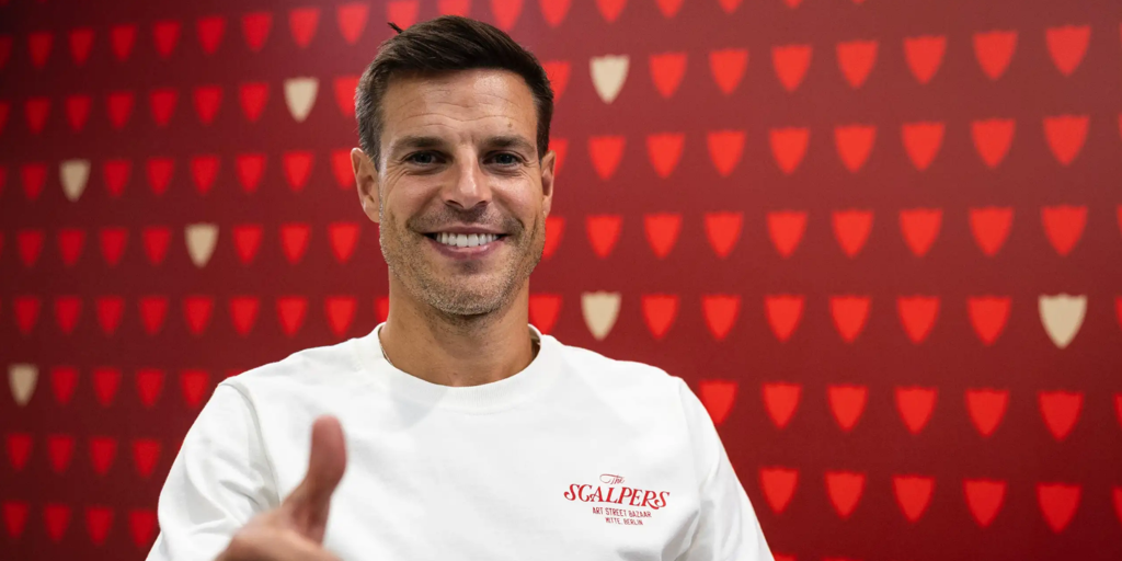 Azpilicueta: «Hablé con Saúl y Sarabia y me contaron maravillas del Sevilla»