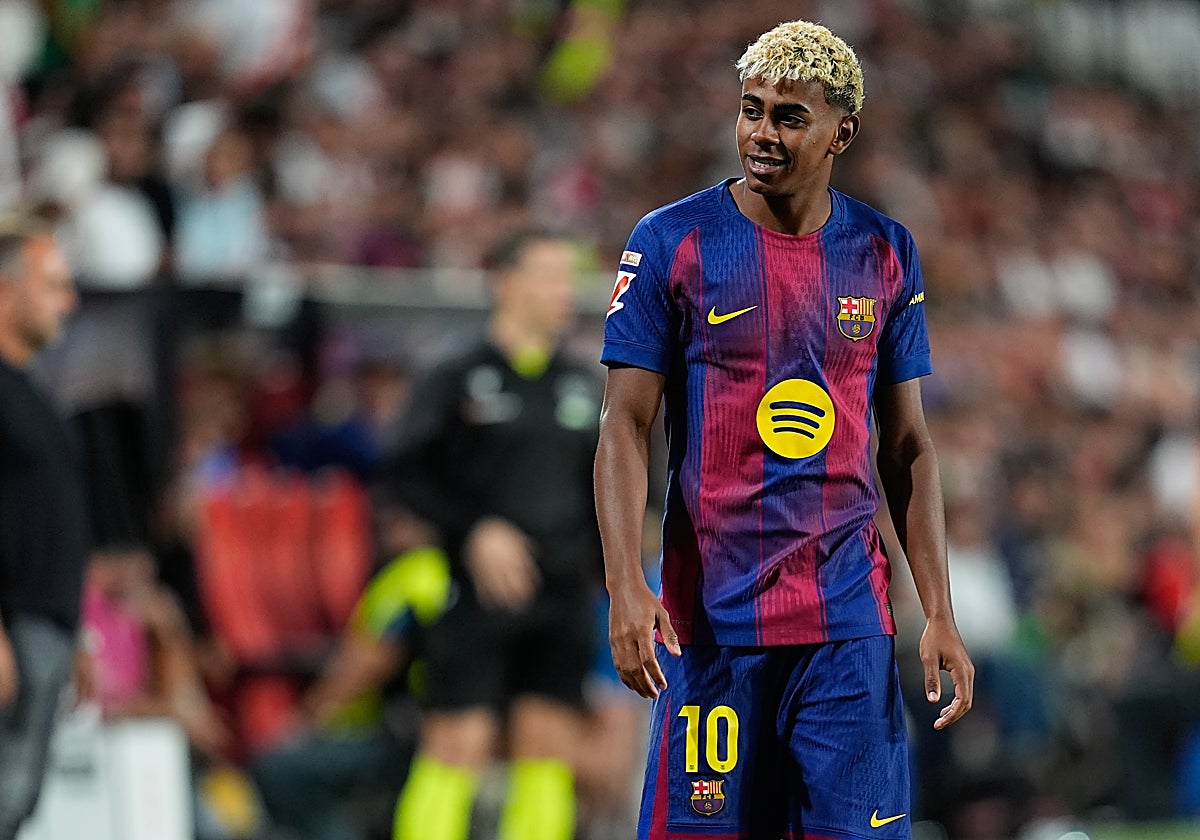 Lamine Yamal, en un partido con el Barça