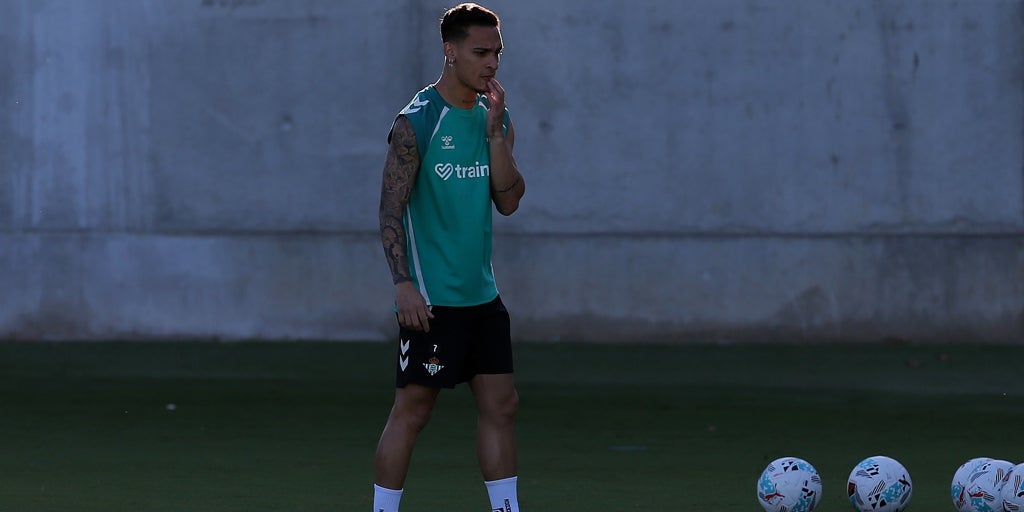 El Betis consigue encajar el coste de Antony tras una negociación de 100 días