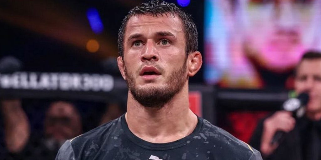 El primo de Khabib Nurmagomedov carga contra Ilia Topuria: «¿Cómo puede ser el número uno del mundo?»