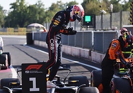 Verstappen, Alonso y el arte de los rebufos en el templo de la velocidad