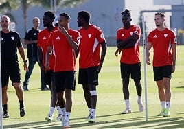 Parón para la reflexión y la recuperación en el Sevilla de Almeyda