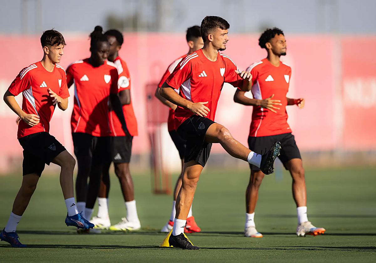 Kike Salas, durante el entrenamiento de este lunes