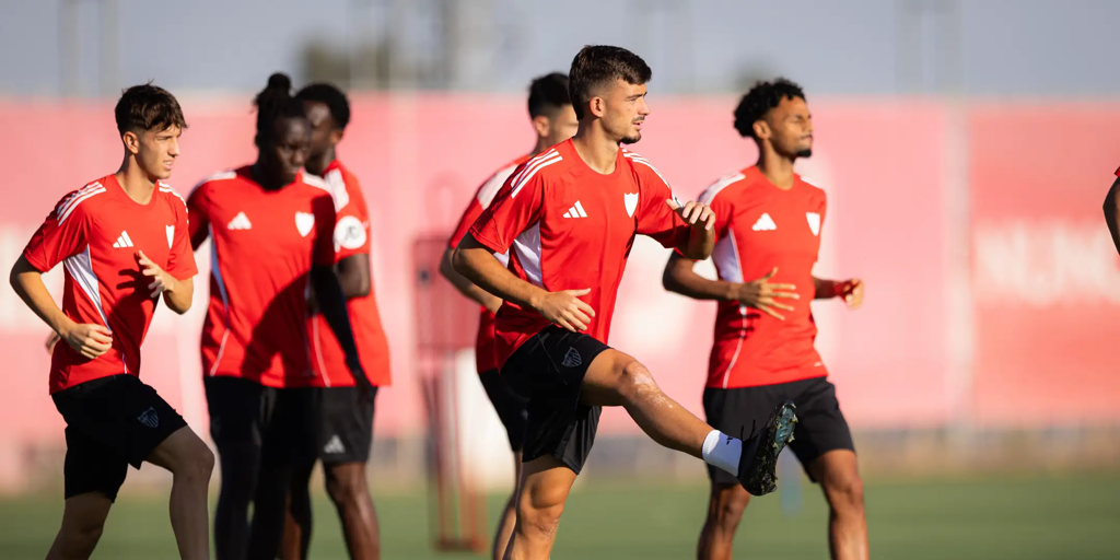 Almeyda sigue trabajando con el equipo a la espera de que lleguen los internacionales