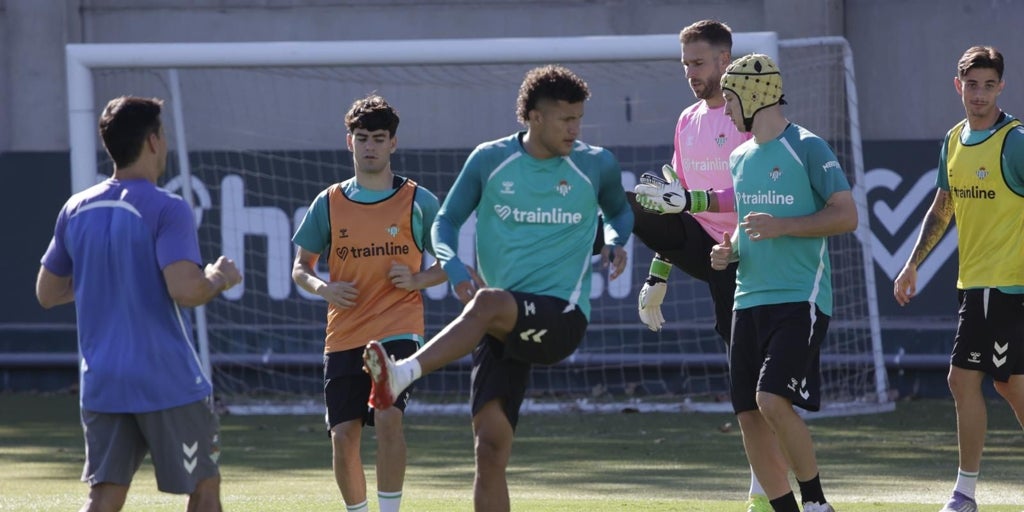 Corralejo, de jugar con la sub 19 a entrenar con el primer equipo
