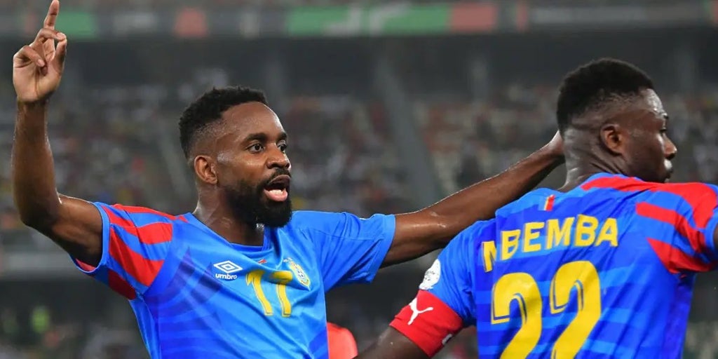 El mejor Bakambu levanta la mano tras las dudas del Betis en la delantera