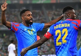 El mejor Bakambu levanta la mano tras las dudas del Betis en la delantera