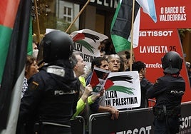 La Audiencia Nacional abre diligencias tras la denuncia por delito de odio a los responsables del boicot al equipo de Israel en la Vuelta