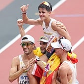 La marcha marca el paso de España