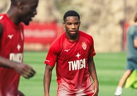 Idumbo, en su presentación con el Mónaco: «En el Sevilla no jugué mucho y aquí quiero demostrar de lo que soy capaz»