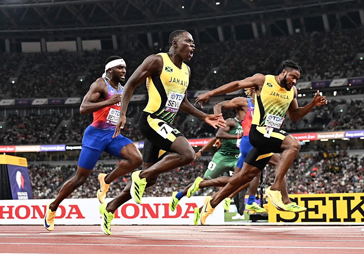 Los jamaicanos Seville y Thompson, oro y plata en los 100 metros