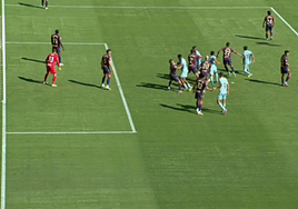 El polémico y extraño gol anulado al Betis en el Ciudad de Valencia